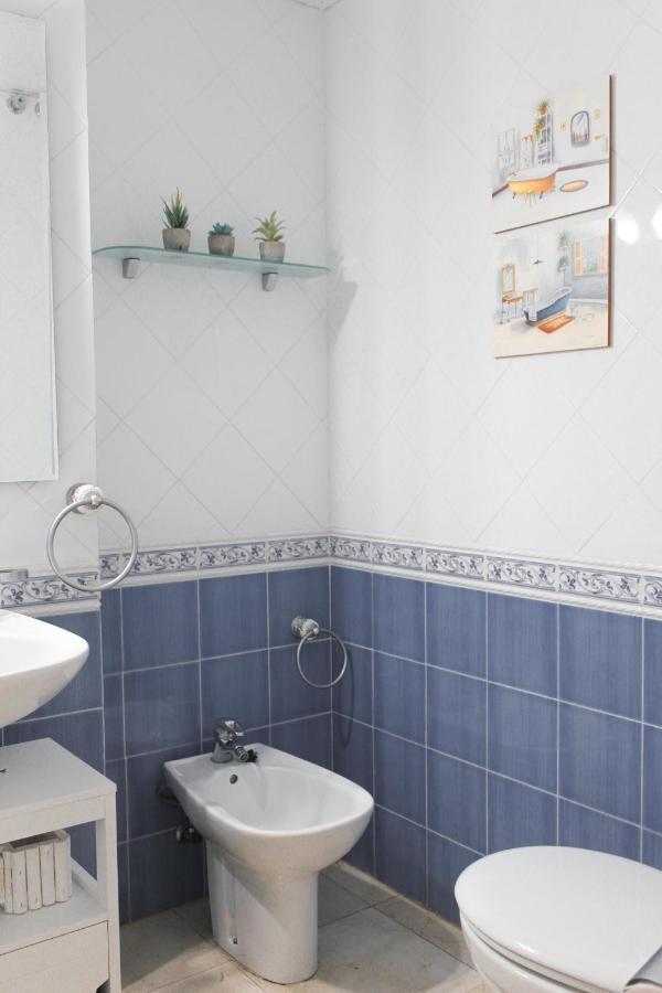 Monkeys Apartments Lumbreras Deluxe Sevilla Eksteriør bilde