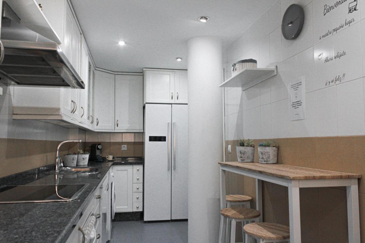 Monkeys Apartments Lumbreras Deluxe Sevilla Eksteriør bilde