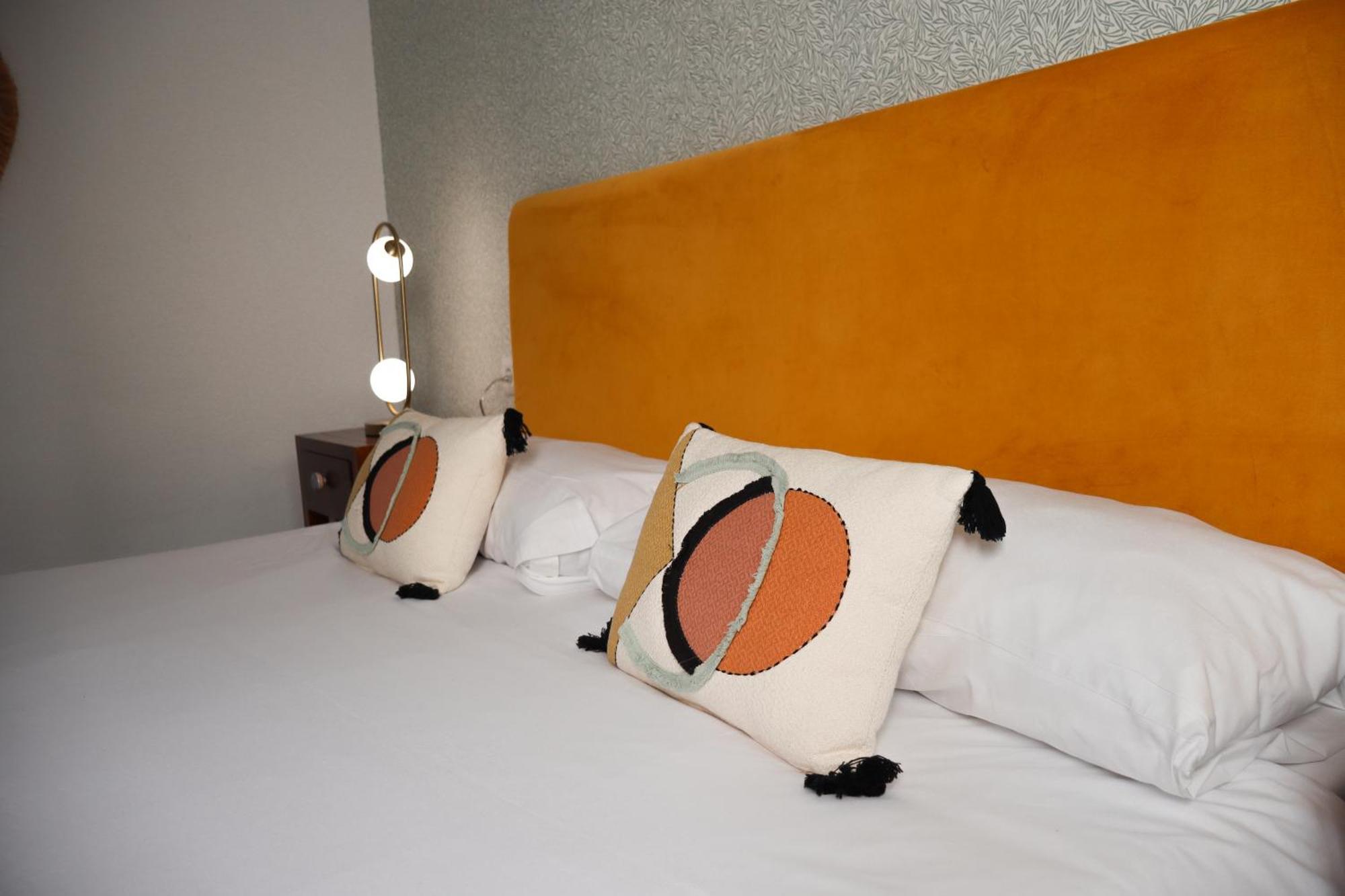 Monkeys Apartments Lumbreras Deluxe Sevilla Eksteriør bilde